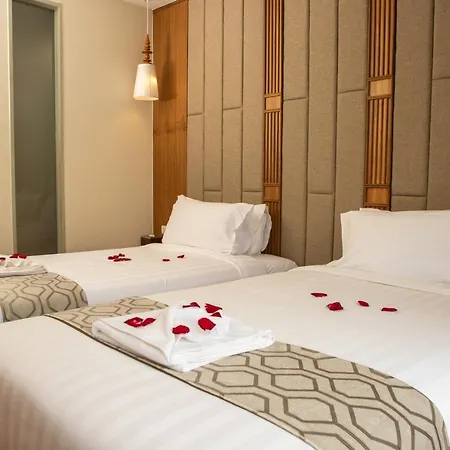 Lanna Thaphae Hotel